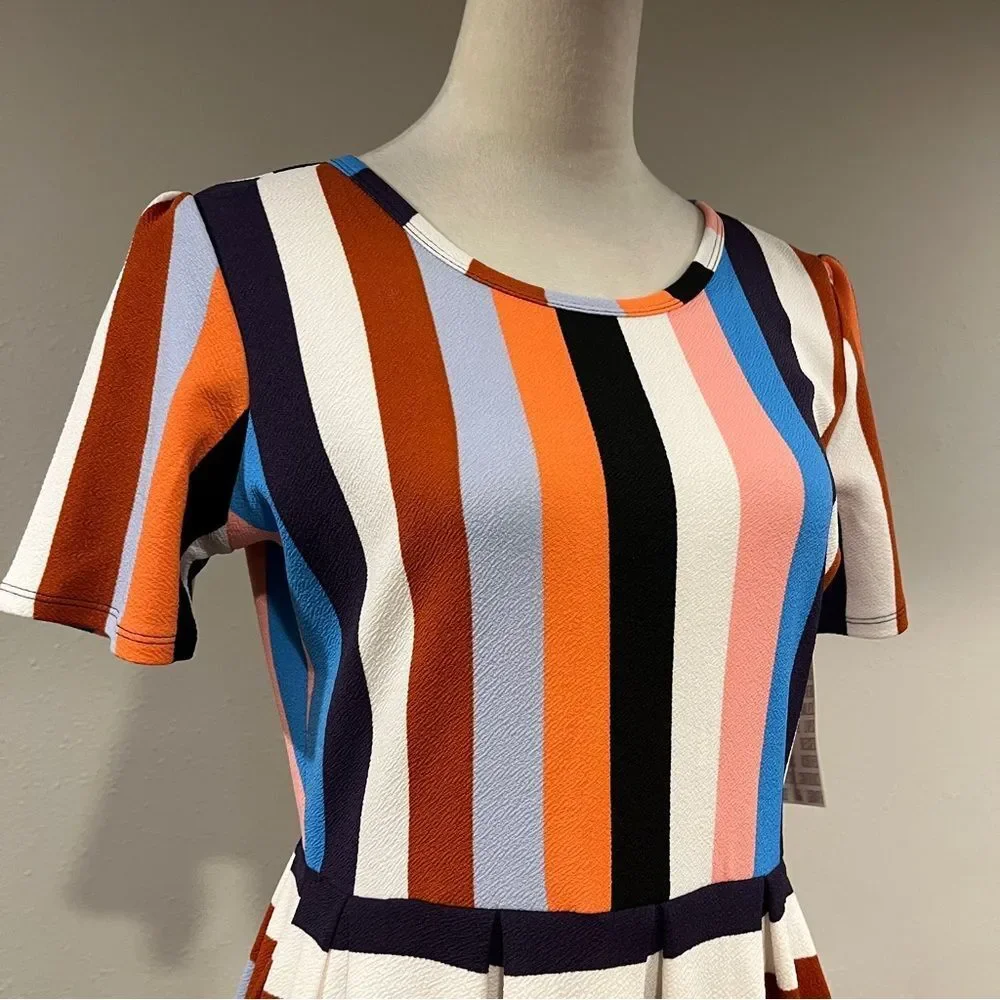 LuLaRoe Amelia Multicolor Striped short sleeve knee length Dress size medium‎ - Picture 3 of 13
